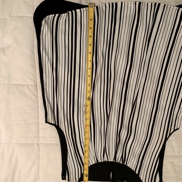 Jones New York Collection black&white silky top size 14 - Picture 3 of 5
